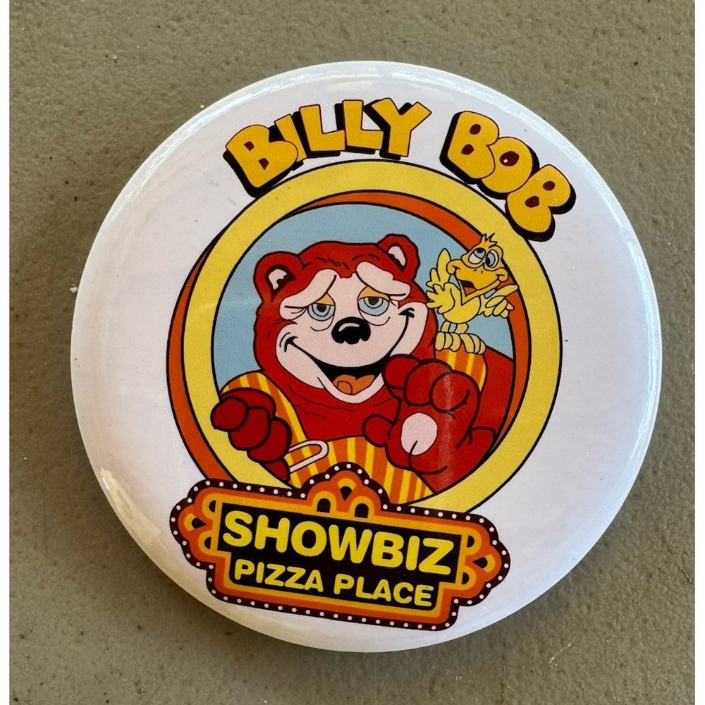 Showbiz Pizza Place Billy Bob Pinback Button Badge Pin 3" Retro Chuck E Cheese